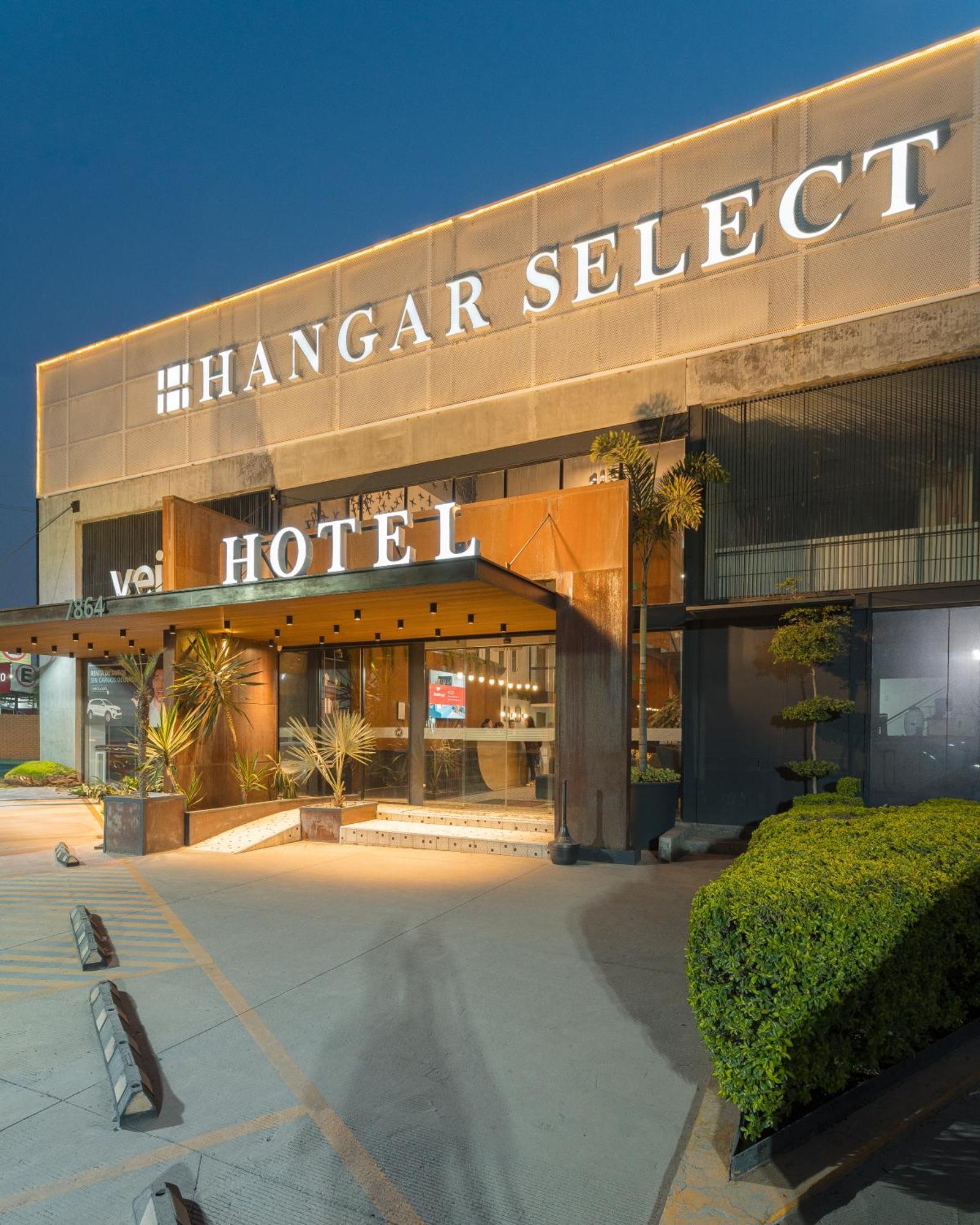 Hangar Select Aeropuerto Guadalajara Las Pintas Экстерьер фото